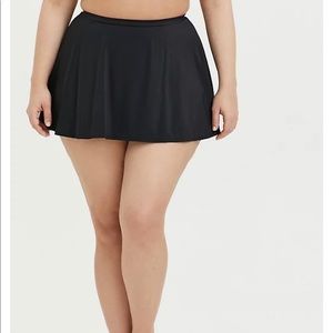 TORRID HIGH WAISTED SWIM SKIRT